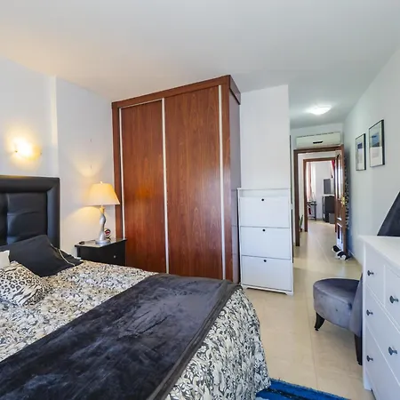 Cubo's Chaparral Townhouse & Community Pool *